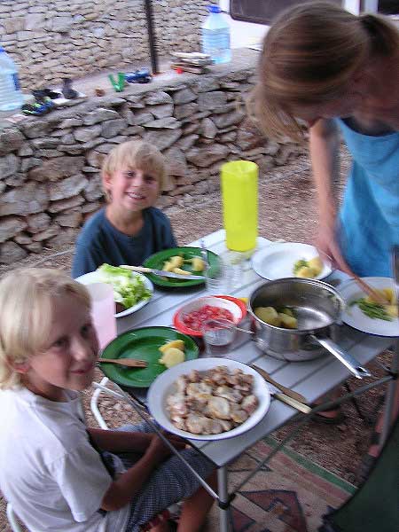  happy eaters