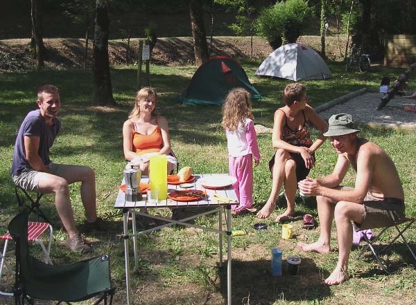 meeting stroudies at Baumes campsite